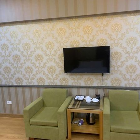 Venus Hotel Ha Noi Hanoi Buitenkant foto